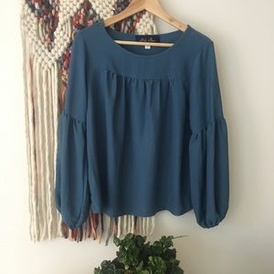 NWOT blue long sleeve boutique top